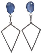 Load image into Gallery viewer, Geometric earring with blue zircon pavé