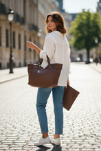 Charger l'image dans la galerie, Borsa di pelle colore taope dimensione shopper | L'OFFICIEL Leather