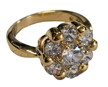 Carica l'immagine nel visualizzatore di Gallery, Anello Vintage in Ottone Placcato Oro a Forma di Fiore