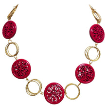 Carica l'immagine nel visualizzatore di Gallery, Collana anelli placcati oro con resine tonde rosse
