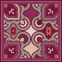 Carica l'immagine nel visualizzatore di Gallery, Foulard seta 90*90 seta geometrico prugna
