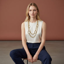 Carica l'immagine nel visualizzatore di Gallery, Collana Sautoir Lunga a Doppio Filo Placcata Oro con Maglie Ovali | L'OFFICIEL Vintage
