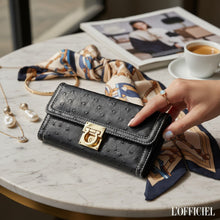 Carica l'immagine nel visualizzatore di Gallery, Portafoglio donna vera pelle nera con dettagli oro - L'Officiel Made in Italy
